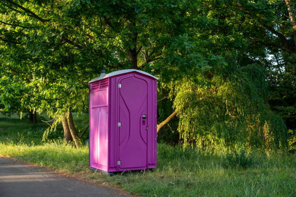 Best Construction site porta potty rental  in Newcastle, WY